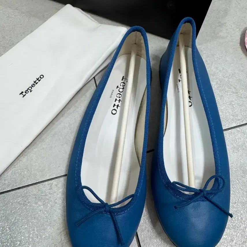[BUNJANG] Repetto Cendrillon Blue Leather Flats Size 36 / 레페토 산드리옹 파란색 36 (새상품)