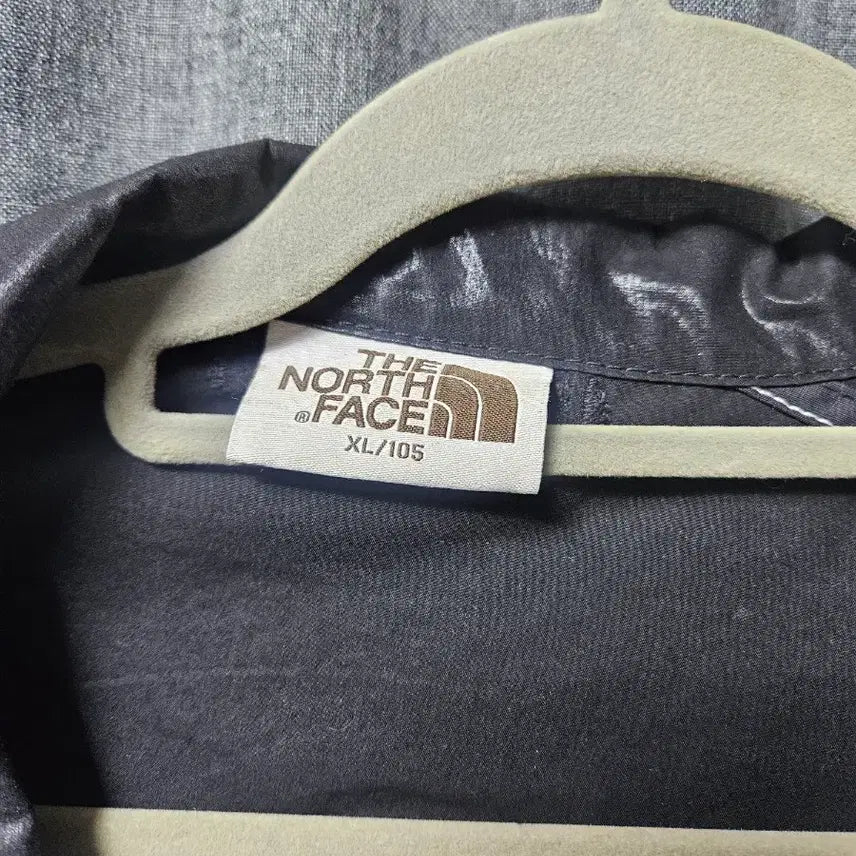 [BUNJANG] The North Face Novelty Ollemar XL Jacket / 노스페이스 노벨티 올레마 유광바람막이 XL