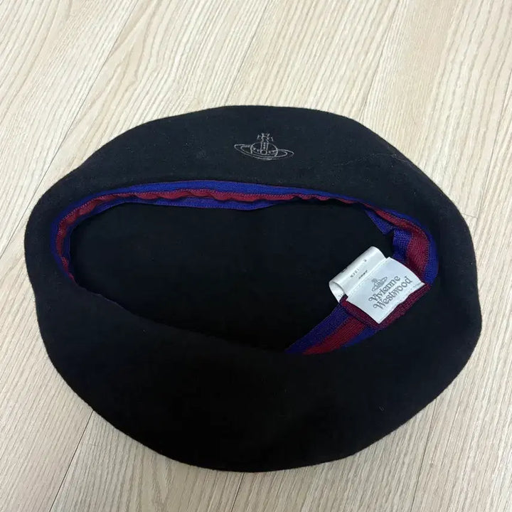 [BUNJANG] Vivienne Westwood Wool Beret Hat / 비비안 웨스트우드 베레모 모자