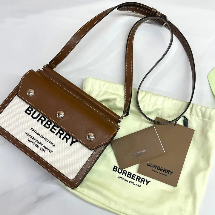 [BUNJANG] Burberry Mini Two-Tone Canvas Bag / 버버리 미니 투톤 캔버스백 [미사용급]