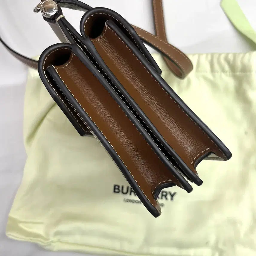 [BUNJANG] Burberry Mini Two-Tone Canvas Bag / 버버리 미니 투톤 캔버스백 [미사용급]