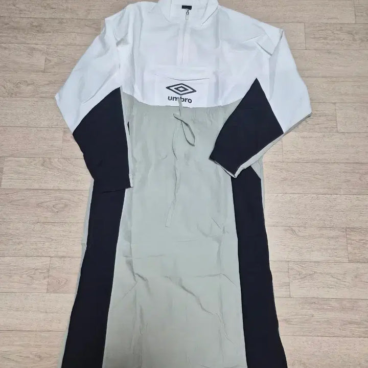 [SOLD OUT] 엄브로 원피스