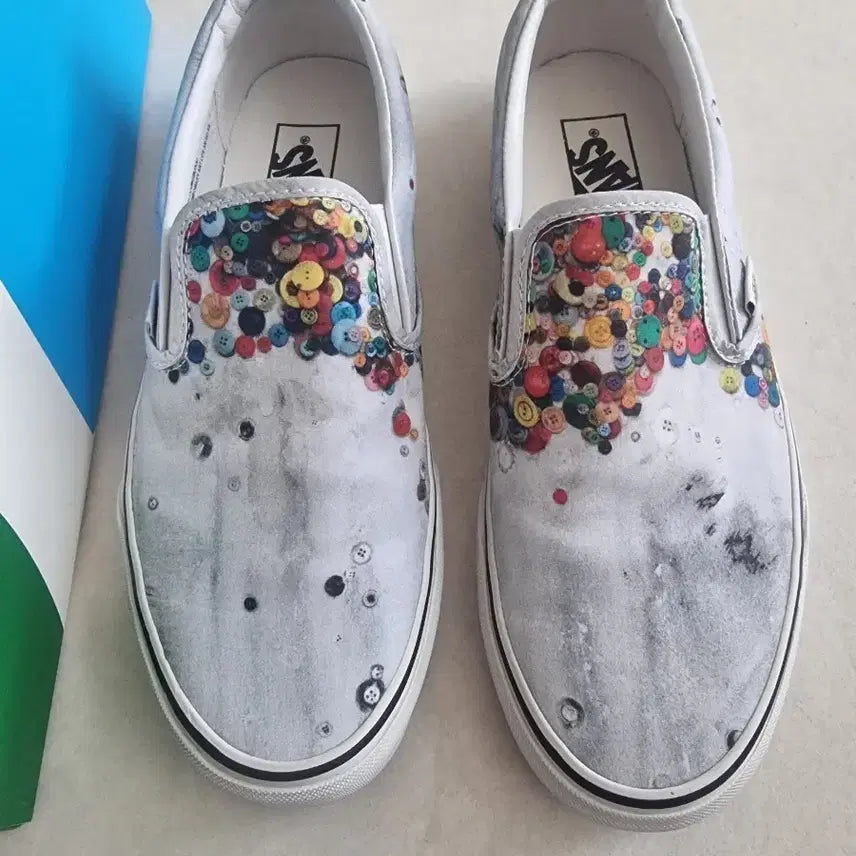 [BUNJANG] Vans Slip-On Button Printed Sneakers / 반스 슬립온 버튼 프린팅 스니커즈 moca