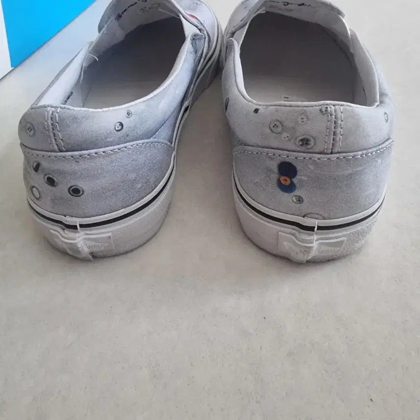 [BUNJANG] Vans Slip-On Button Printed Sneakers / 반스 슬립온 버튼 프린팅 스니커즈 moca