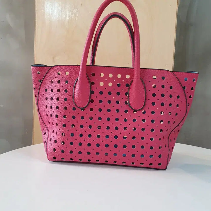 [BUNJANG] Pink Punching Tote Bag with Pouch Set / 핑크 펀칭 토트백 + 파우치 세트