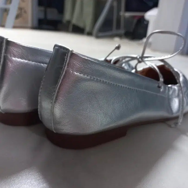 [BUNJANG] Silver Ballerina Flat Shoes (230) / 실버 끈 발레리나 플랫 슈즈(230)