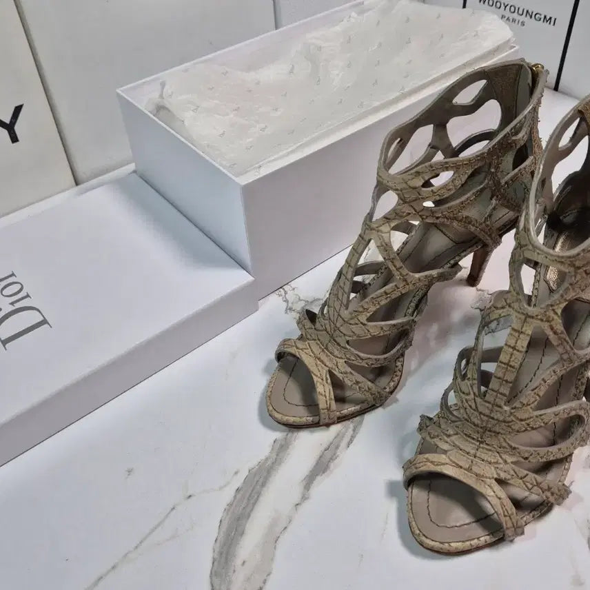 [BUNJANG] Dior Paradise Python Embossed Leather Sandals Heels 36.5 / (정품) 디올 파라다이스 파이썬 엠보싱 가죽 샌들 힐 구두 36.5