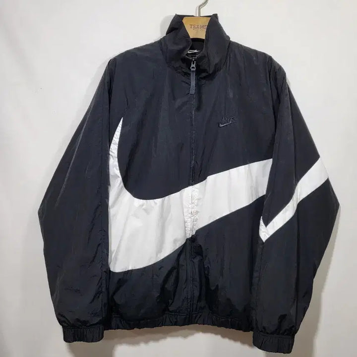 [BUNJANG] Nike Big Swoosh Windbreaker Jacket / 나이키 빅스우시 바람막이 자켓