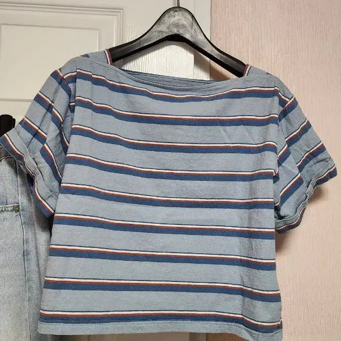 [BUNJANG] Lenita Striped Crop T-shirt / Lenita 스트라이프 크롭 반팔티