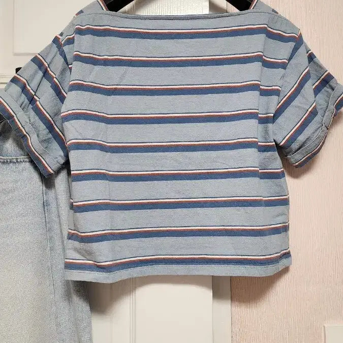 [BUNJANG] Lenita Striped Crop T-shirt / Lenita 스트라이프 크롭 반팔티
