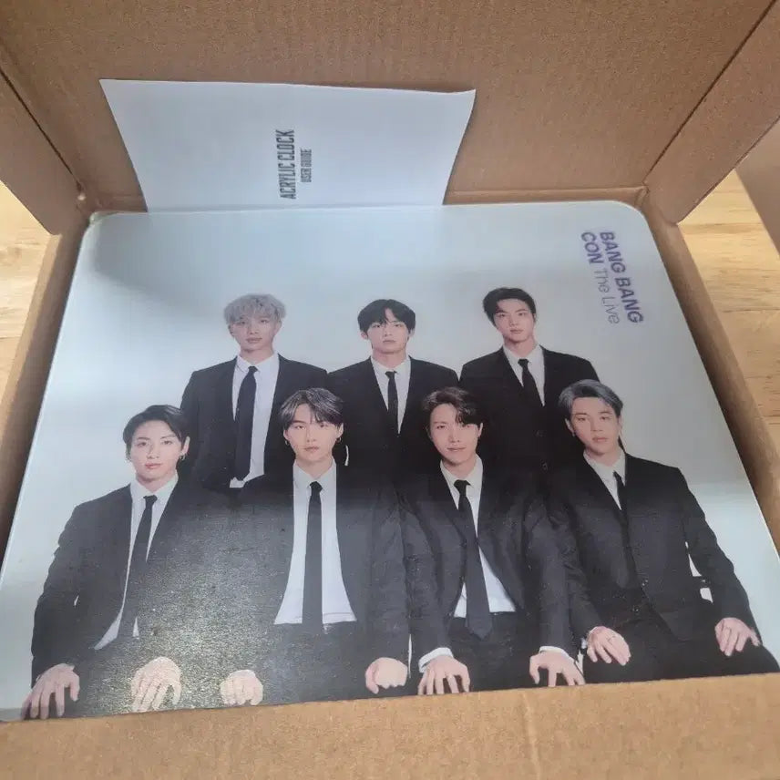 [BUNJANG] BTS BangBangCon Acrylic Clock / (미개봉B급)BTS 방탄소년단 뱅뱅콘 아크릴 시계