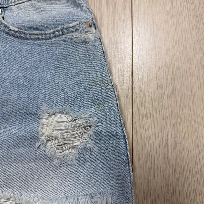 [BUNJANG] Matinkim Detroit Blue Denim Skirt / 마뗑킴 디트로이드 청치마 S
