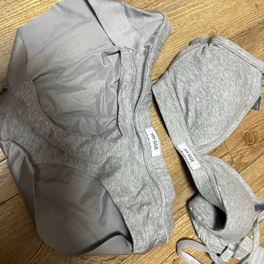 [BUNJANG] HY.GGE Gray Bra and Panty Set / HY.GGE 회색 브라 + 팬티 세트