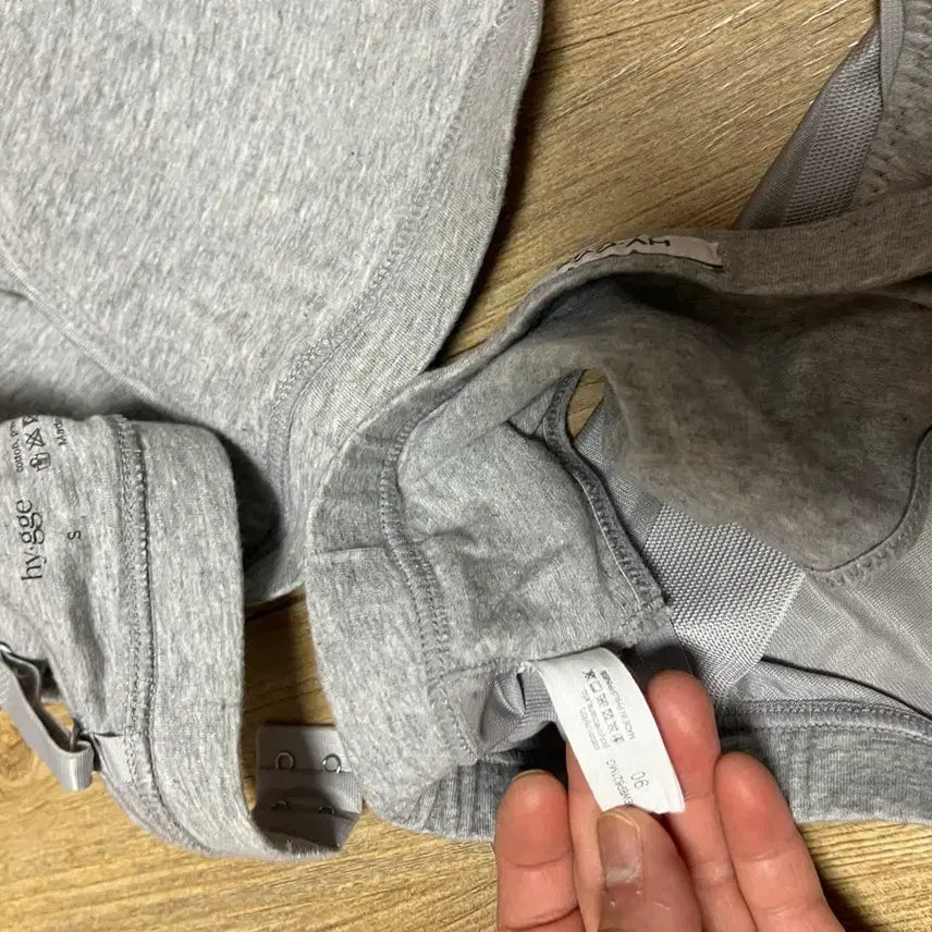 [BUNJANG] HY.GGE Gray Bra and Panty Set / HY.GGE 회색 브라 + 팬티 세트