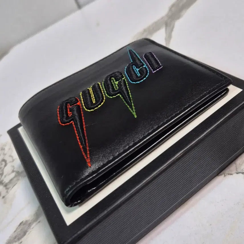 [BUNJANG] Gucci Blade Embroidery Bi-fold Wallet / (정품) 구찌 블레이드 자수 반지갑