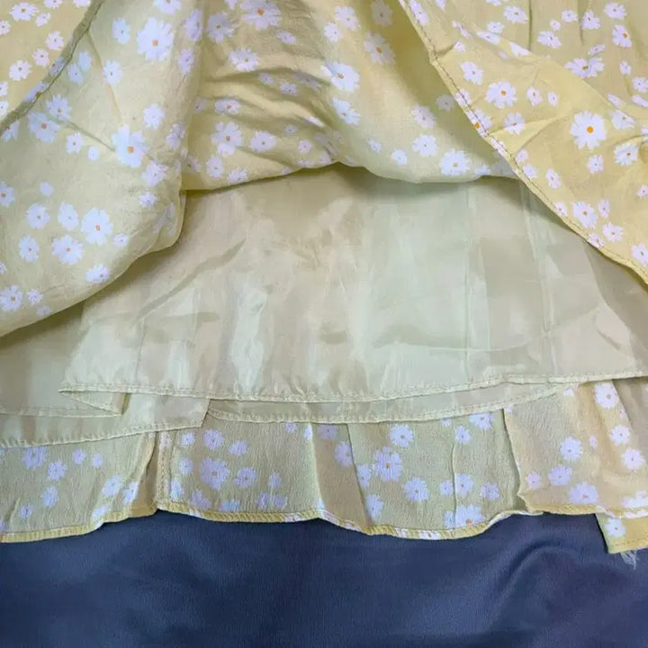 [BUNJANG] BELLOW Flower Pattern Long Skirt (Size S) / BELLOW 플라워 패턴 롱 스커트 S 사이즈