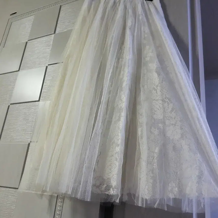 [BUNJANG] Lace Tiered Long Skirt / 레이스 샤 롱스커트
