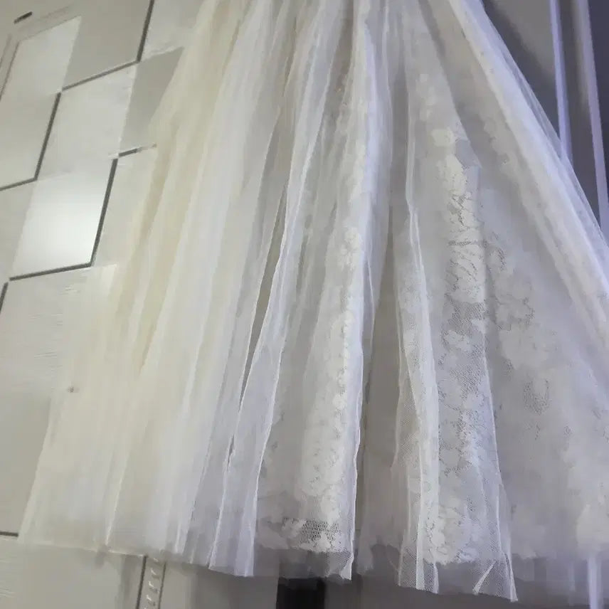 [BUNJANG] Lace Tiered Long Skirt / 레이스 샤 롱스커트