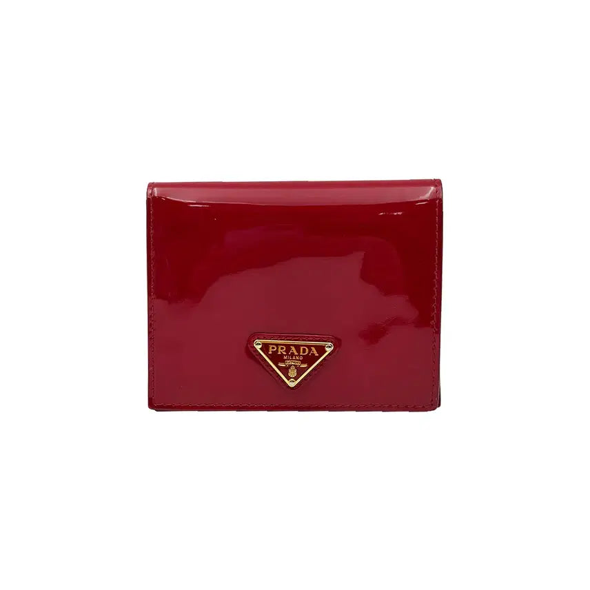 [BUNJANG] Prada 1MV204 Cherry Red Patent Gold Lettering Logo Flap Wallet / 프라다 1MV204 체리 레드 페이던트 금장 레터링 로고 플랩 반지갑