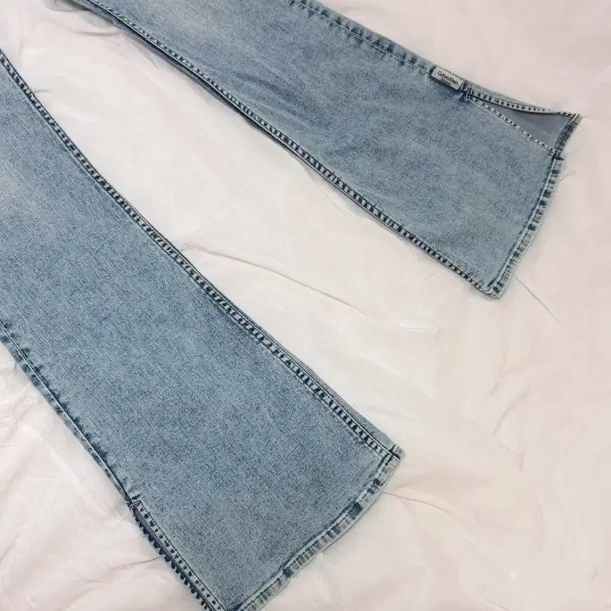 [BUNJANG] Calvin Klein Kazuha Bootcut Jeans / 캘빈클라인 카즈하 부츠컷 24