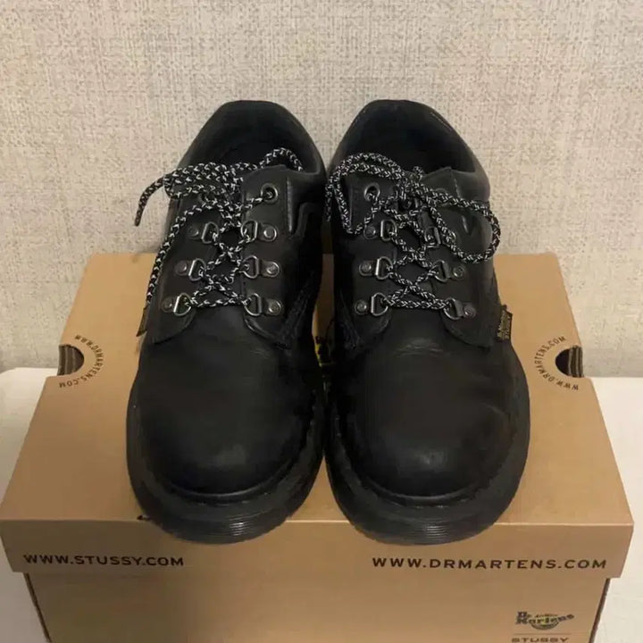 [BUNJANG] Stussy x Dr. Martens 8053 Hiking Shoes / 스투시 닥터마틴 8053