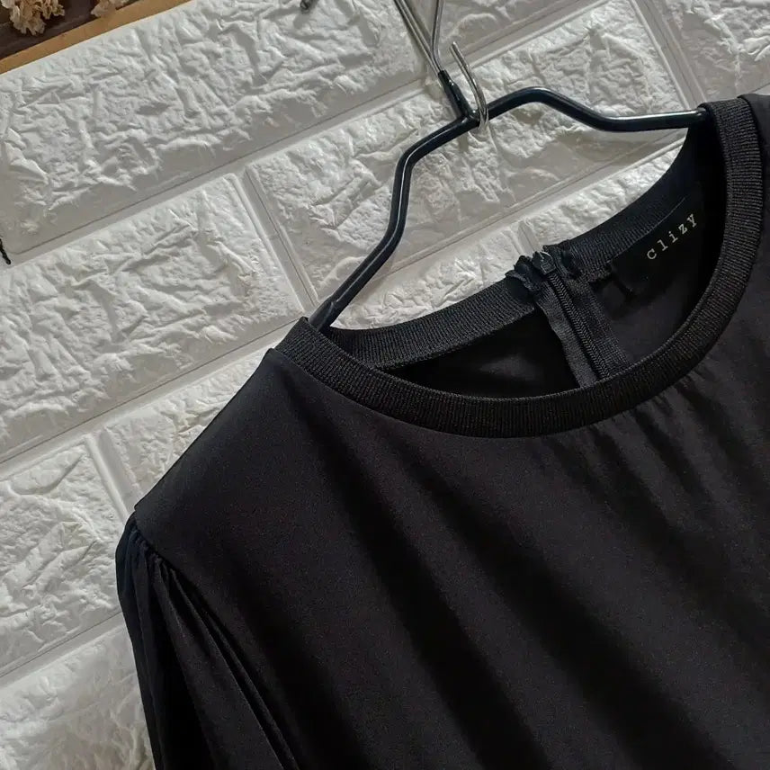 [BUNJANG] Clizy Long Crinkled Dress / Clizy 바스락 롱원피스