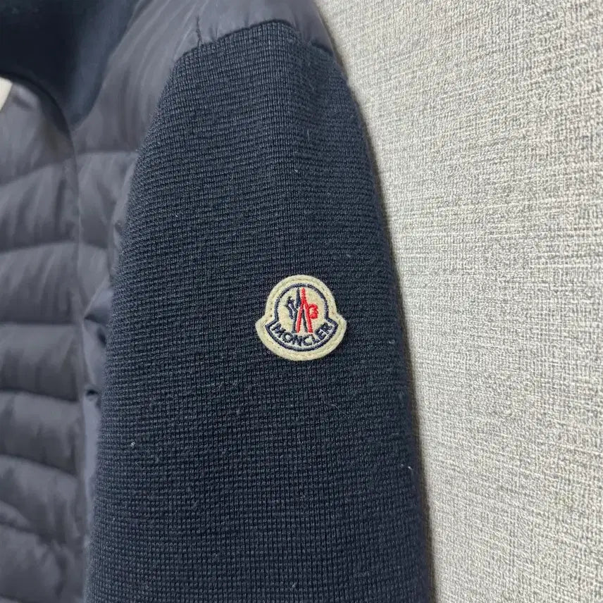 [BUNJANG] Moncler Knit Padded Jacket / [당일배송] 몽클레어 니트 패딩