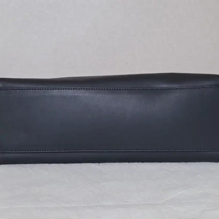 [BUNJANG] HOZE Yoon Seung-ah Danish Bag - Peat Black Leather Handbag / 호재 (HOZE) 데니쉬 가방 윤승아 가방