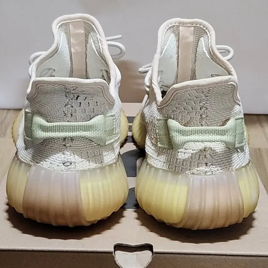 [BUNJANG] Adidas Yeezy Boost 350 V2 Sneakers / 아디다스 이지부스트 285 플랙스 350v2