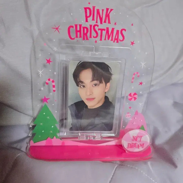 [BUNJANG] NCT 127 Mark Pink Christmas Acrylic Stand / NCT 127 핑크 크리스마스 마크 아크릴 스탠드
