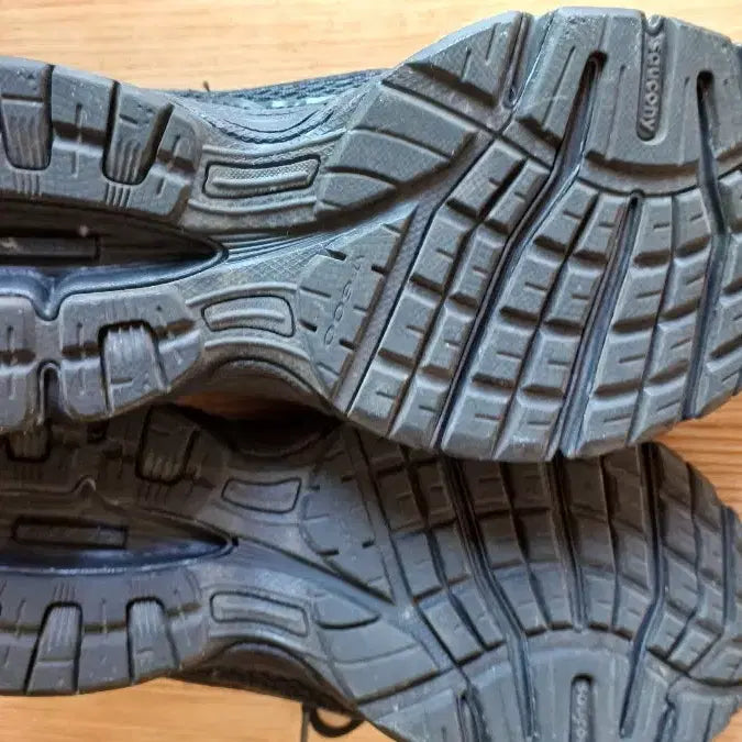 [SOLD OUT] Saucony 써코니 라이더 밀레니엄(메시) 255mm