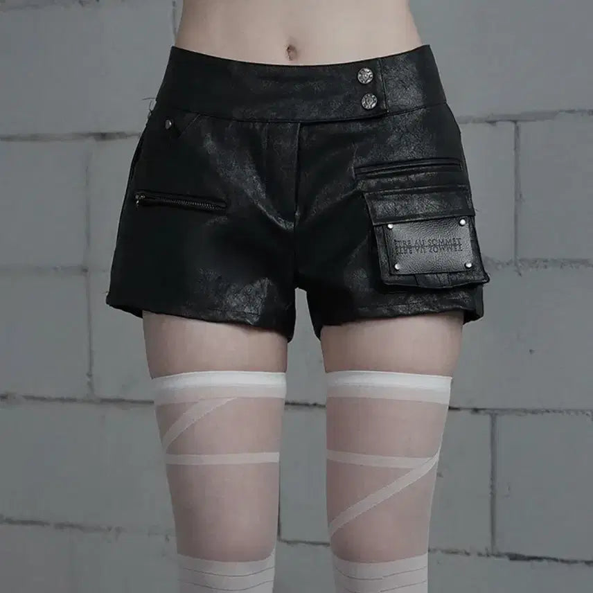 [BUNJANG] ETUDES STUDIO Black Leather Shorts Size 1 / 에트오소메 블랙 레더 숏팬츠 1사이즈