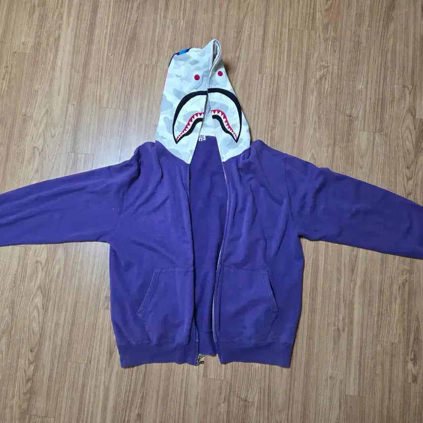 [SOLD OUT] 베이프 퍼플 샤크 후드집업 OG라인 L
