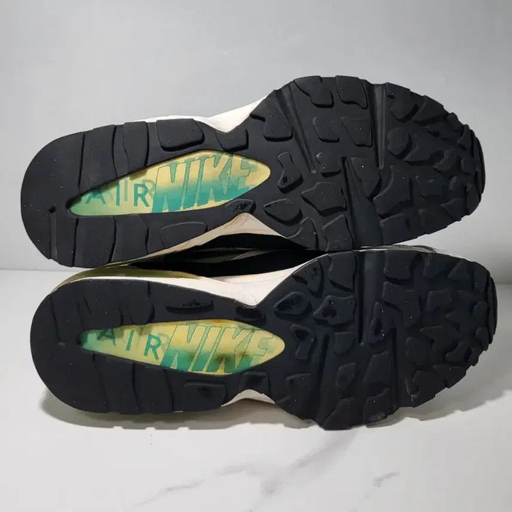 [BUNJANG] Nike Air Max 93 Mint VinnieMax Sneakers / 나이키 정품 에어 맥스93 민트 빈지노맥스 270