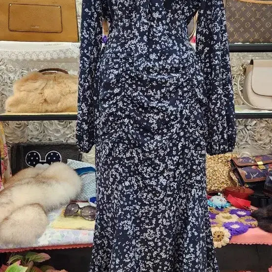 [BUNJANG] FREY I.D Blouse &amp; Long Skirt Set (55-66) / FREY I.D 블라우스+롱스커트(55~66)