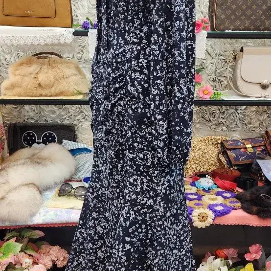 [BUNJANG] FREY I.D Blouse &amp; Long Skirt Set (55-66) / FREY I.D 블라우스+롱스커트(55~66)