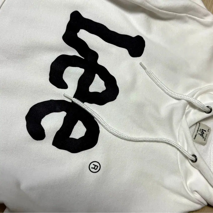 [BUNJANG] Lee Big Logo White Hoodie S (100% Cotton) / Lee 빅로고 화이트 후드티 S (100% 코튼)