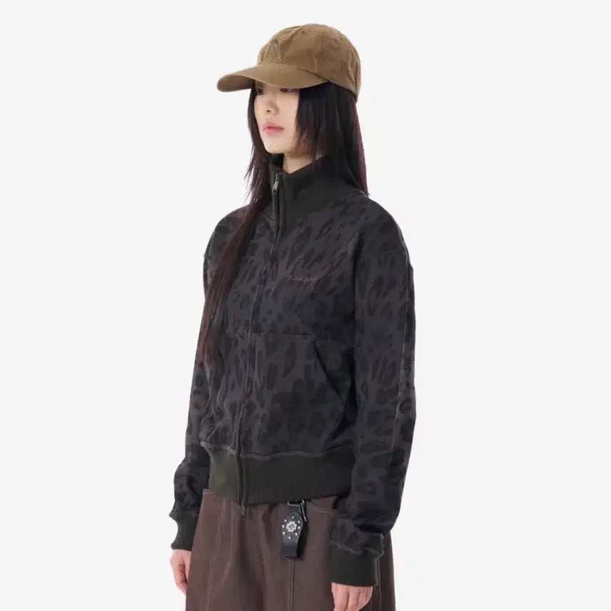 [BUNJANG] A.P.C Leopard Logo Track Jacket (Black) / Leopard Logo Track Jacket (Black)