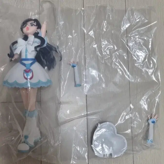 [SOLD OUT] 프리큐어 반프레스토 피규어 큐어화이트 큐어블랙
