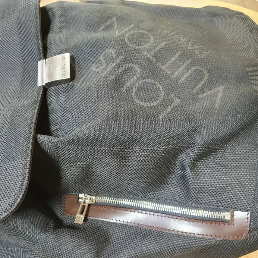 [BUNJANG] Louis Vuitton Black Backpack Bag / 루이비통 블랙 백팩 가방 미사용 남녀공용