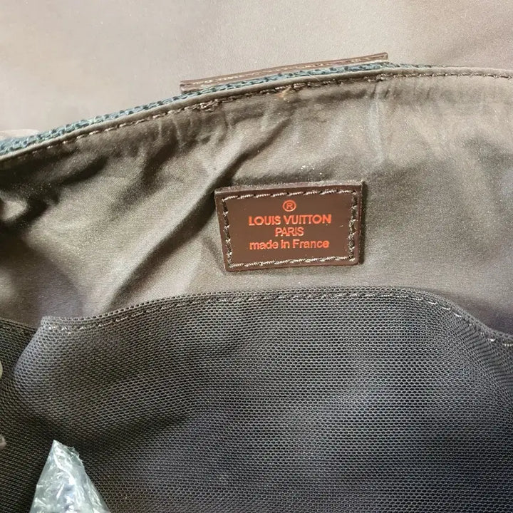 [BUNJANG] Louis Vuitton Black Backpack Bag / 루이비통 블랙 백팩 가방 미사용 남녀공용
