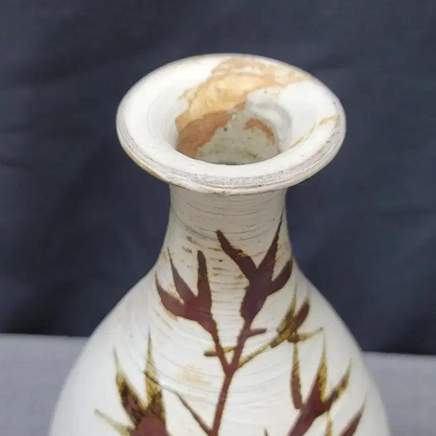 [SOLD OUT] 분청자기 규알 철화 화문주병 도자기
