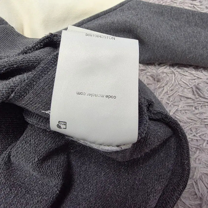 [BUNJANG] Moncler Gamma Blue M Size Men&