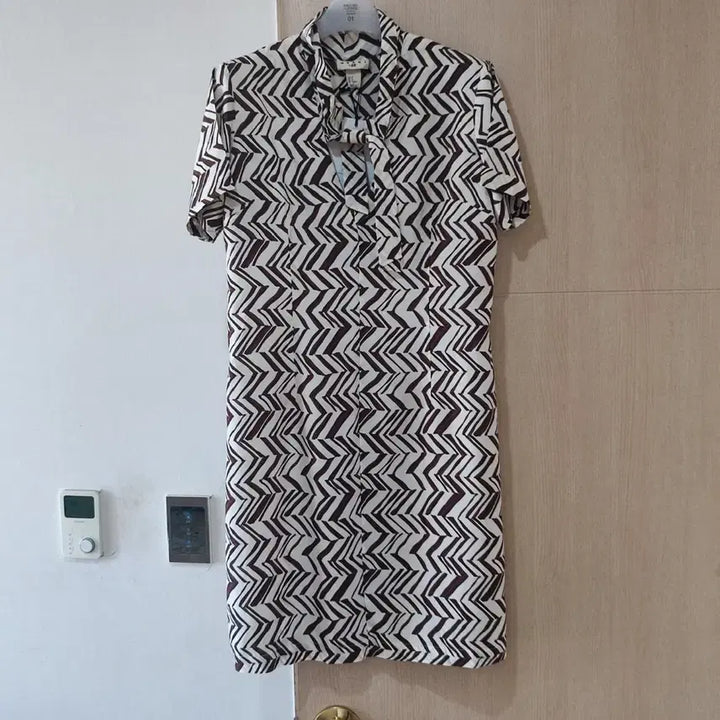 [BUNJANG] Marni x H&amp;M Pattern Short Sleeve Dress Size 55 / 마르니H&amp;M 패턴 반팔 원피스 새상품 55
