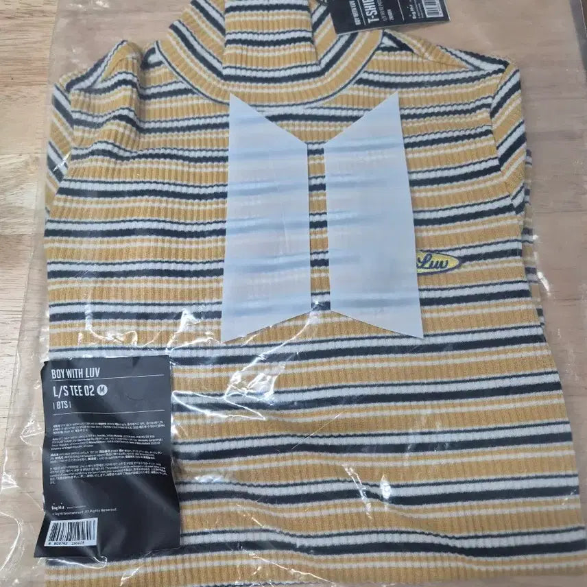 [BUNJANG] BTS Boy With Luv L/S TEE 02 (Sealed) [M Size] / (미개봉)BTS &