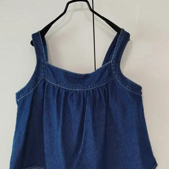[BUNJANG] Embroidered Denim Bustier Vest / 꽃자수가 예쁘게 놓인 청 뷔스티에 조끼
