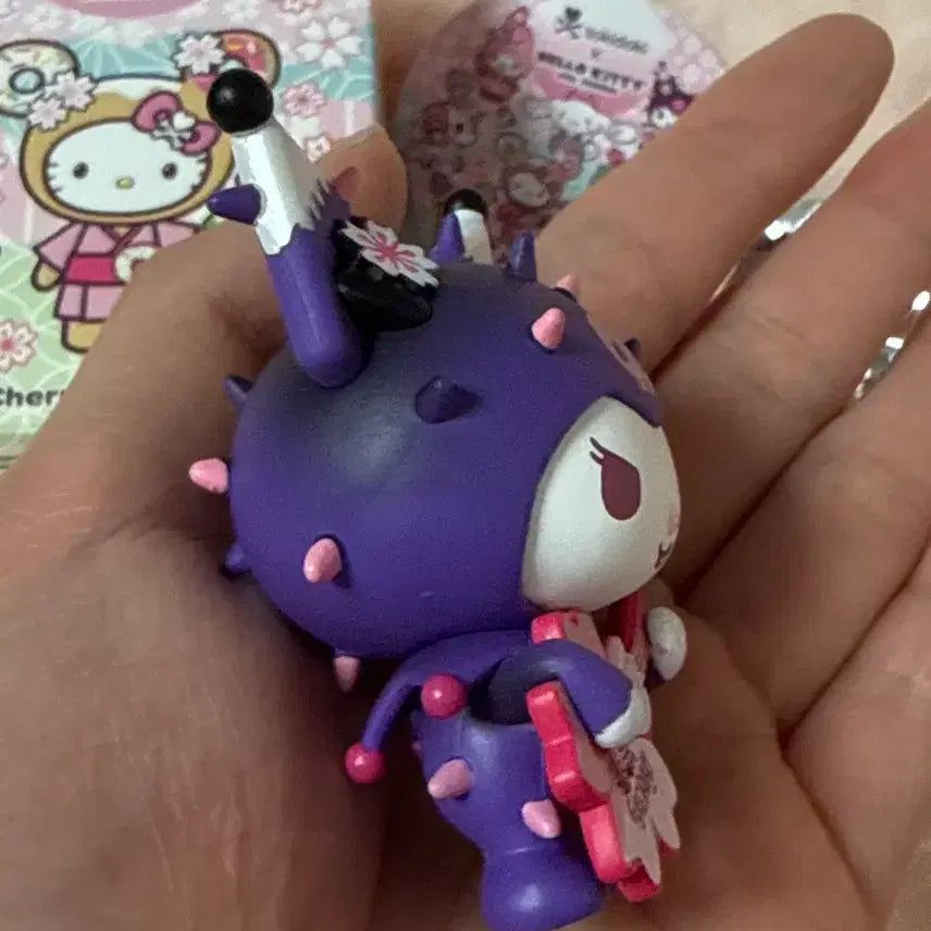 [BUNJANG] Tokidoki Sanrio Kuromi Blossom Series Figure / (새상품)킨키로봇 토키도키 tokidoki 블라썸시리즈 산리오 쿠로미 정