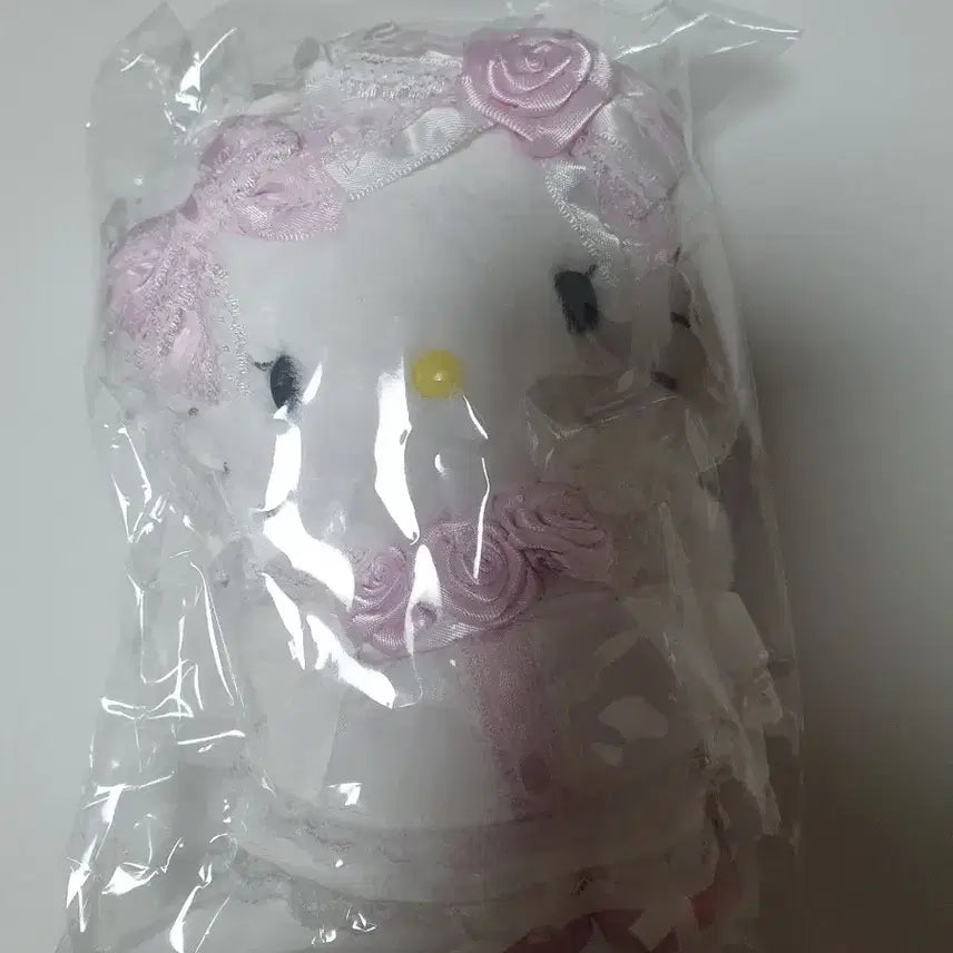 [BUNJANG] Sanrio Hello Kitty Frill Mascot / 화이트프릴 헬로키티 마스코트