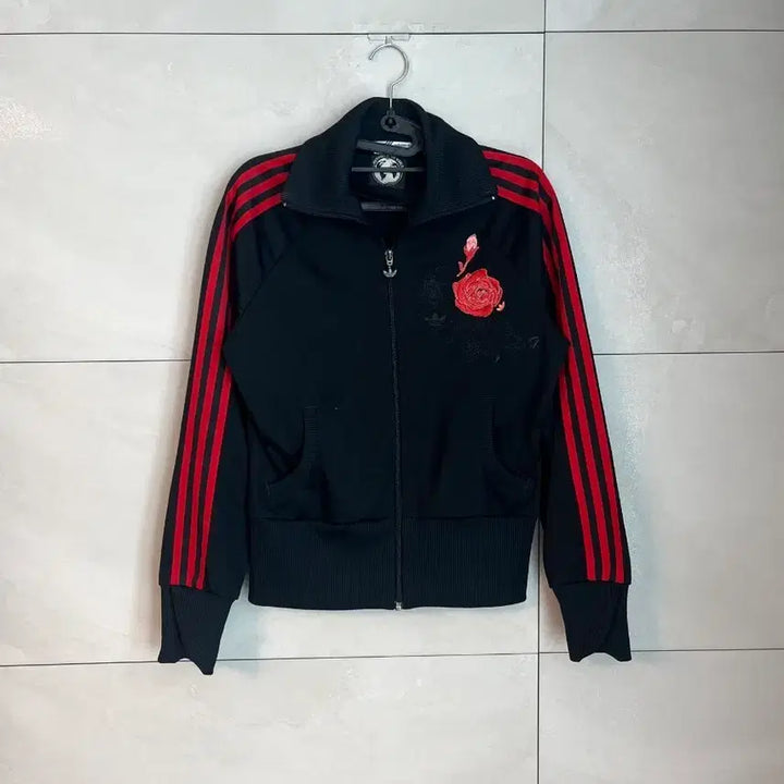[BUNJANG] Adidas Spain Rose Embroidery Jersey Black/Red [100] / 아디다스 스페인 장미 자수 검,빨 대장 져지 [100]