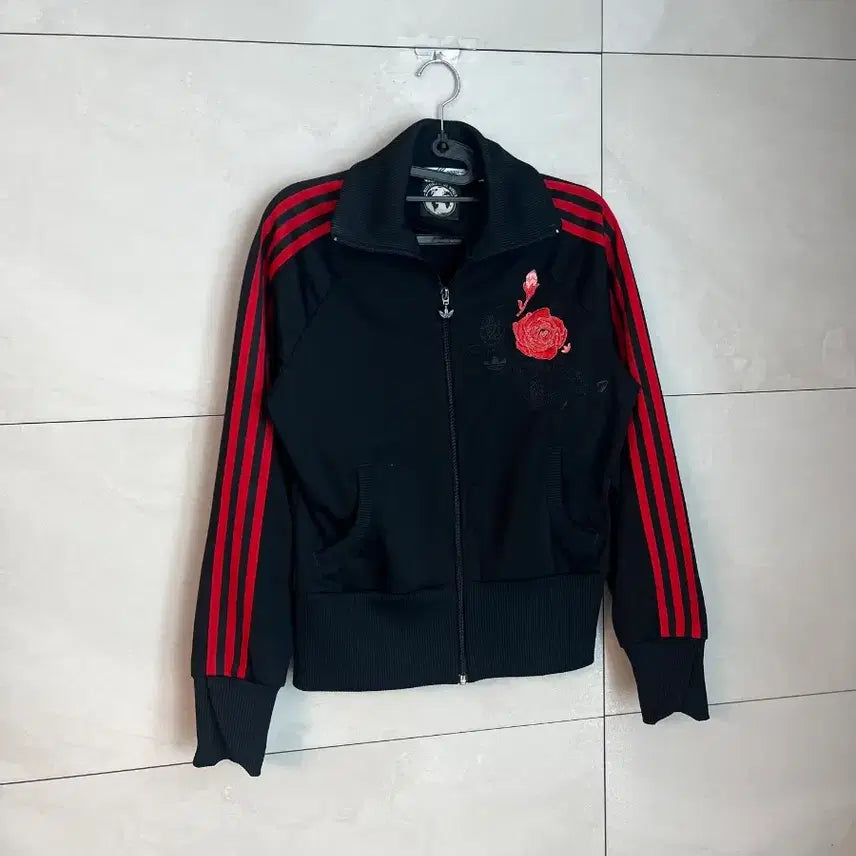[BUNJANG] Adidas Spain Rose Embroidery Jersey Black/Red [100] / 아디다스 스페인 장미 자수 검,빨 대장 져지 [100]